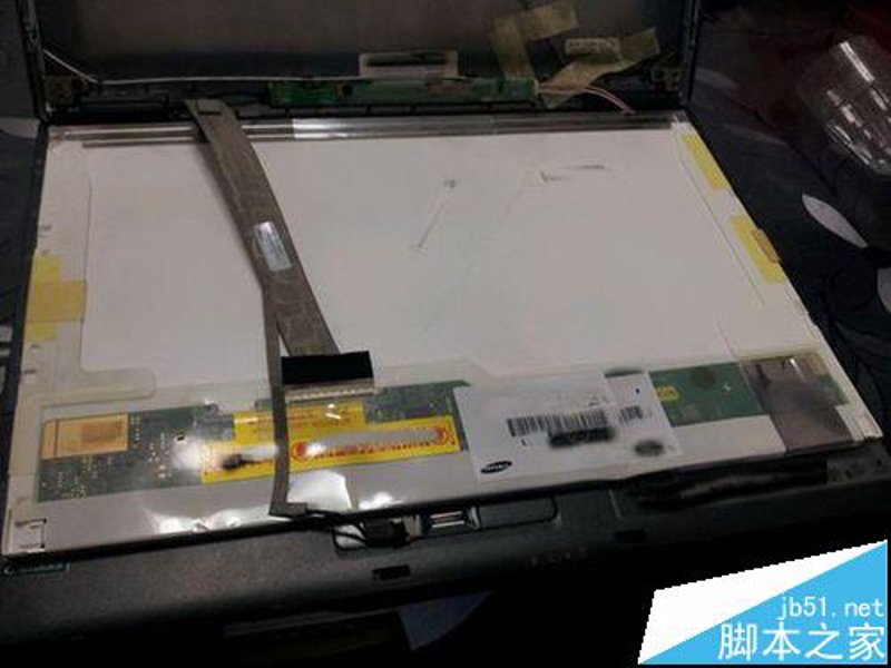 2026年笔记本屏幕更换终极清单：5步搞定，这些数据你必须知道